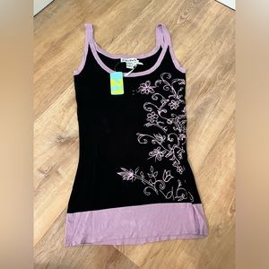 Forever 21 Black Tank with lavender. Size Medium. NWT.